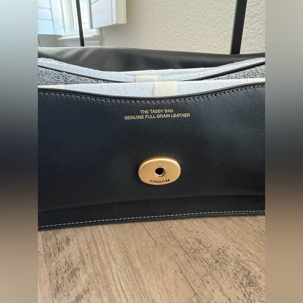 SOLD 🛍️ Coach Soft Tabby Shoulder Bag 26 - with Charms - Picture 6 of 6